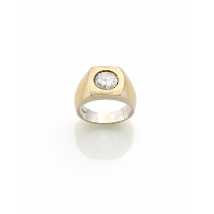 Round ct. 1.50 circa brilliant cut diamond white gold ring, g 15.53 circa size 15/55.
