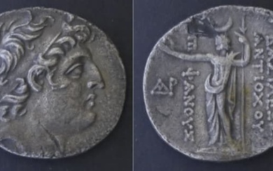 Syrie – Royaume de Séleucide Anthiochus VIII (121-96 avant J.C) Tetradrachme A : Tête à...