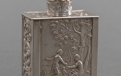 Zilveren miniatuur: theebus gedecoreerd met romantische voorstelling, meesterteken: borstbeeld,...