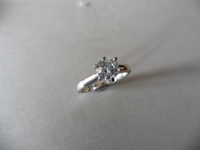 0.70ct Diamond solitaire ring with a brilliant cut...