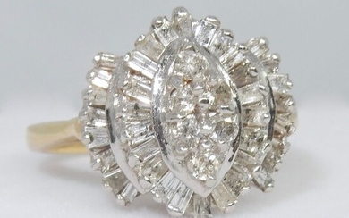 14 kt. Gold, White gold, Yellow gold - Ring, 1.06 carats total approximately Diamond - Diamonds