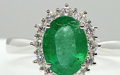 18 kt. White gold - Ring - 1.75 ct Emerald - Diamonds