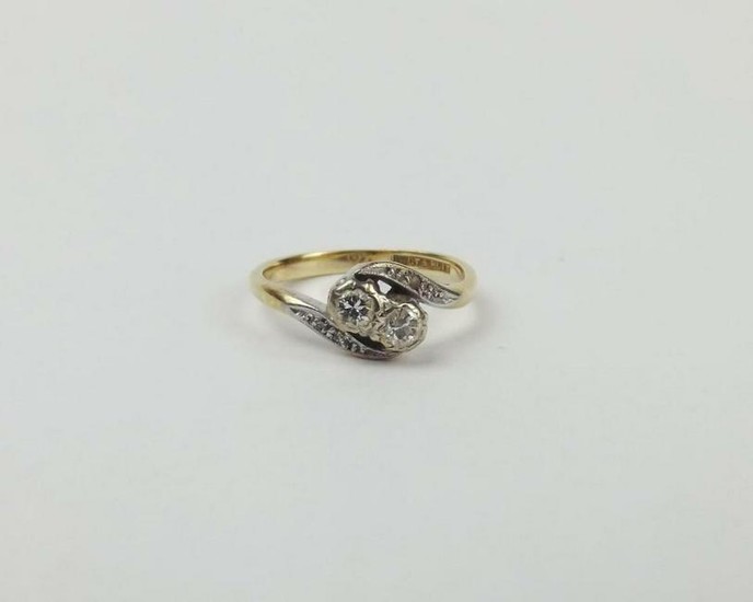 18ct Yellow Gold & Platinum Diamond Ring UK Size J US 4