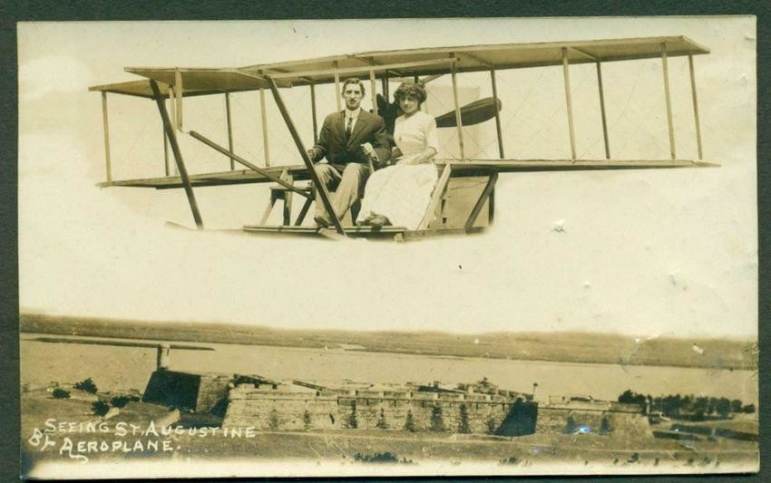 1910 ST AUGUSTINE FL SOUVENIR COUPLE in BI-WING