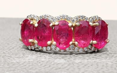 2.33 ct Natural Red 5 Stone Ruby and Diamonds Half Eternity Ring - 14 kt. Yellow gold - Ring - 2.33 ct Ruby - Diamonds, NO RESERVE