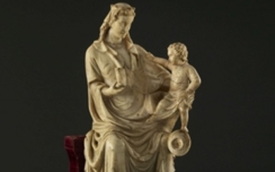 Attribué à Lupo di Francesco (actif à Pise de 1315 à 1336) La Vierge à l'Enfant Sculpture en marbre Blanc
