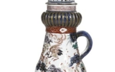 A Japanese Imari coffee pot and cover, Edo Period, late 17th/early 18th century