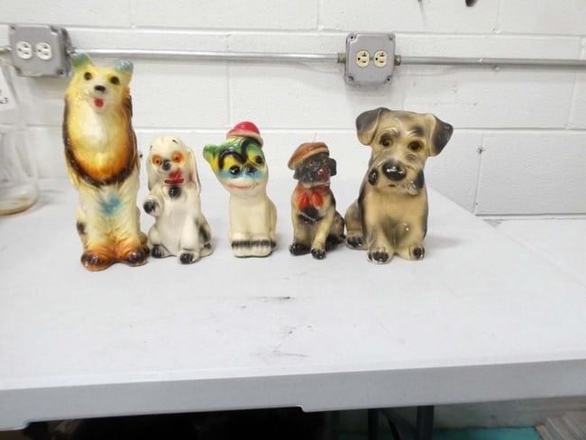 5 Vintage Chalkware Dogs