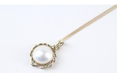 9ct gold vintage mabe pearl and diamond set pendant necklace...