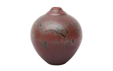 A CHINESE RED-GLAZED GLOBULAR JAR 二十世紀 紅釉罐《匋雅堂造》