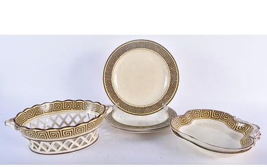 A COLLECTION OF EARLY 19TH CENTURY ENGLISH CREAMWARE POTTERY...