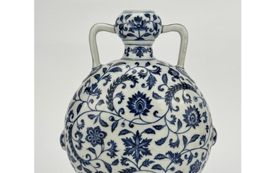 A Chinese Blue&White moonflask vase, 16TH Century Pr. Size:...