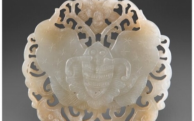 A Chinese Pale Celadon Jade Butterfly Plaque 0-1