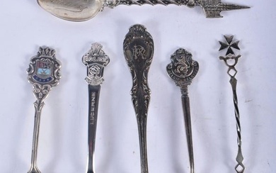 A Collection of 2 Silver and 5 Silver Plate Commemorative / Souvenir Spoons. weight of Silver 19.8g