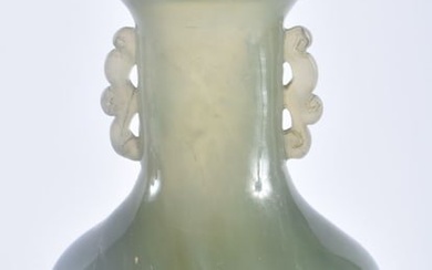 A FINE LATE 19TH CENTURY CHINESE CARVED JADE TWIN HANDLED VASE AND COVER Late Qing. 21 cm x 8 cm.