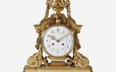 A Louis XVI Style Gilt-Bronze Mantel Clock