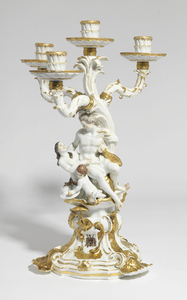 A MEISSEN PORCELAIN ARMORIAL FOUR-LIGHT CANDELABRUM FROM THE SWAN SERVICE, CIRCA 1739-40