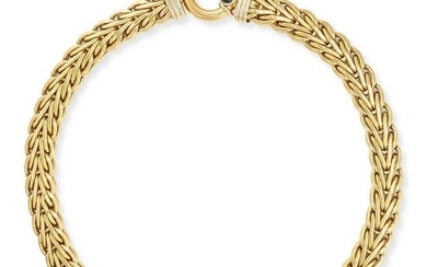 A SAPPHIRE COLLAR NECKLACE in 18ct yellow gold, comprising a series of woven links accented by a