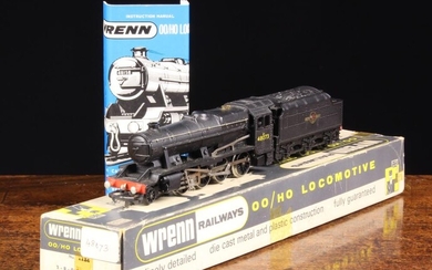 A Wrenn BR BLACK 48073 Class 8F 2-8-0 Freight Locomotive W2224, in it's original box (some damage/ta