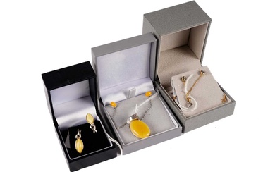 A diamond pendant and earrings; and other jewellery
