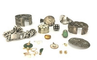 A selection of gold, silver and white metal jewellery, to in...