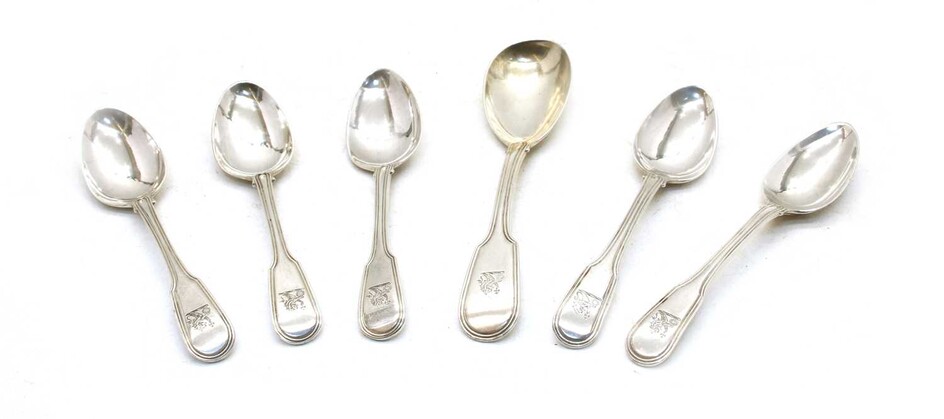A set of five George III fiddle pattern and thread teaspoons