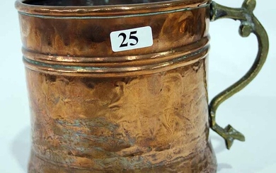 AN EARLY 20th CENTURY COPPER JARDINIERE