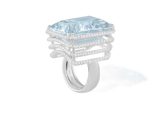 AN IMPORTANT AQUAMARINE AND DIAMOND COCKTAIL RING, BY...