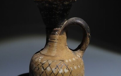 Ancient Greek Pottery Magna Grecia, Apulia. Squat Lekythos. 9,5 cm H.