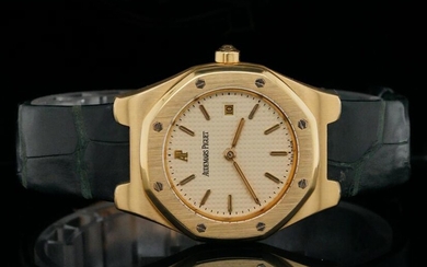 Audemars Piguet Vintage Royal Oak 28mm 18K Watch