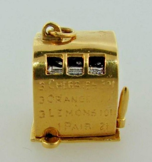 BEAUTIFUL 10k Yellow Gold Mechanical Slot Machine Charm