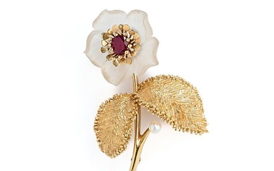 □ BROCHE FLORALE EN CRISTAL DE ROCHE, années 1950 conçu comme une fleur unique avec...