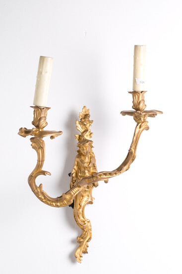 Bronze sconce in golden-plated bronze. 19th c