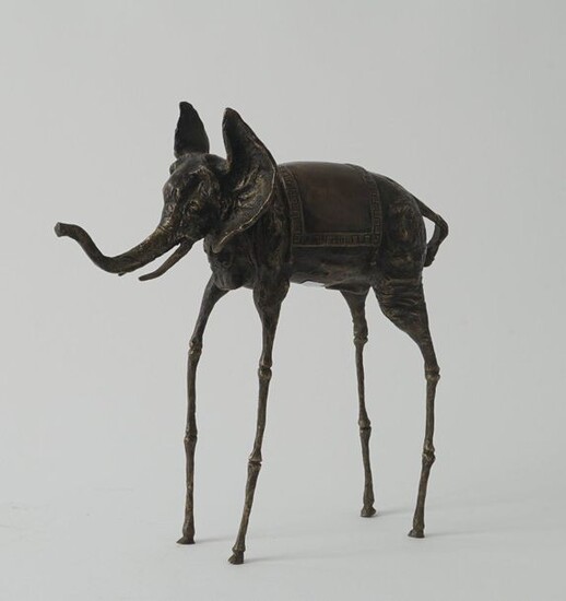 Bronze sculpture, Elephant on spiders legs after Dali, 21st century, h. 29,5 cm.