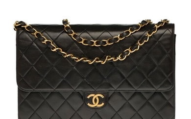 Chanel - *No Reserve Price* Timeless Classique Push Lock 25cm - Shoulder bag