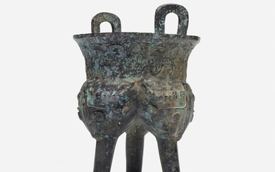 Chinese, Archaistic ritual tripod food vessel (liding)