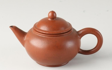 Chinese Yixing stew pot