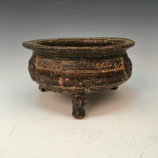 Chinese Yue Ware Tripod Censer