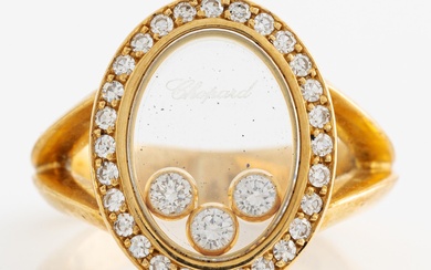 Chopard ring 18K gold with round brilliant cut diamonds