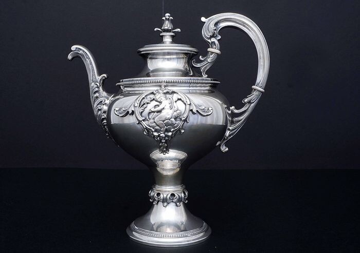 Coffee pot, Large (1) - .800 silver - Italy - Mid 20th century