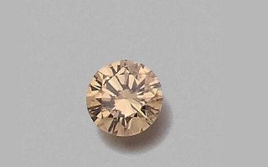 DIAMANT 1,20 CARAT FANCY YELLOW BROWN A 1,20 carat diamond Fancy Yellow-Brown. LFG preliminary report : natural color Fancy Yellow-...