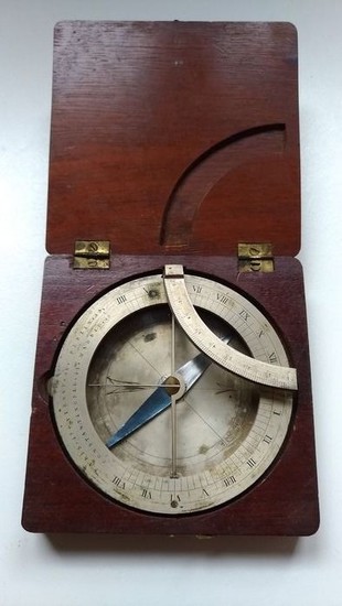 Equinoctial sundial - Mahogany - Second half 19th century