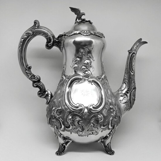 Extraordinary Victorian Silver Coffee Pot - .925 silver - William Holmes - London - 1855