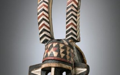 Female bush spirit mask "taba" or antelope mask "kou"