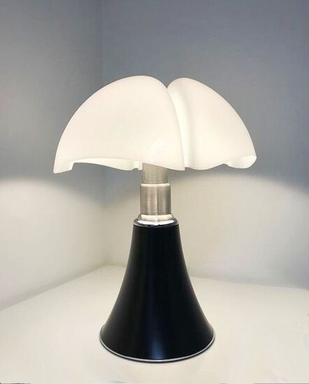 Gae Aulenti - Martinelli Luce - Table lamp - Pipistrello 620