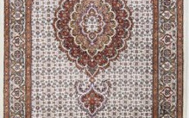 Great original Persian carpet Tabriz 50 Raj New carpet with silk Mahi design - Runner - 247 cm - 80 cm
