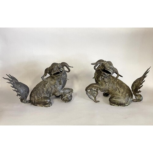 Impressive pair of antique Chinese late Ming Dynasty bronze...