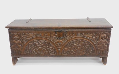 Jacobean Lift-top blanket box. 17th c. Carved oak