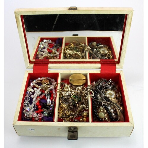 Jewellery box containing an assortment of mixed gold/yellow ...