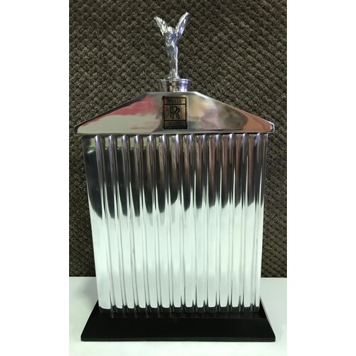 LARGE ROLLS ROYCE CHROME MASCOT & GRILL ON PLINTH - STANDING...